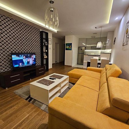 West 65 Apartment Белград Экстерьер фото