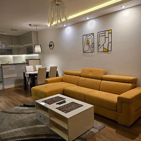 West 65 Apartment Белград Экстерьер фото