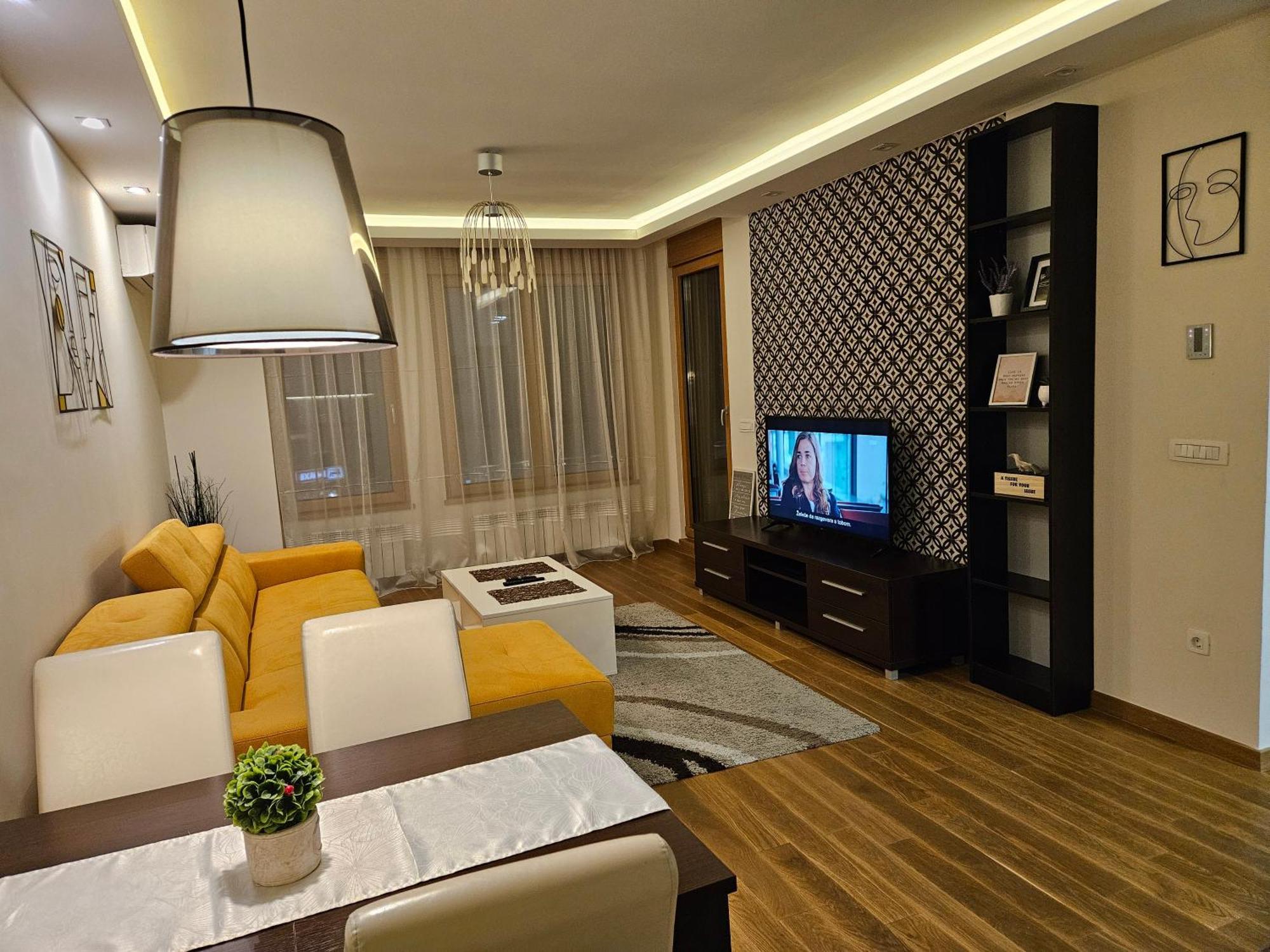West 65 Apartment Белград Экстерьер фото